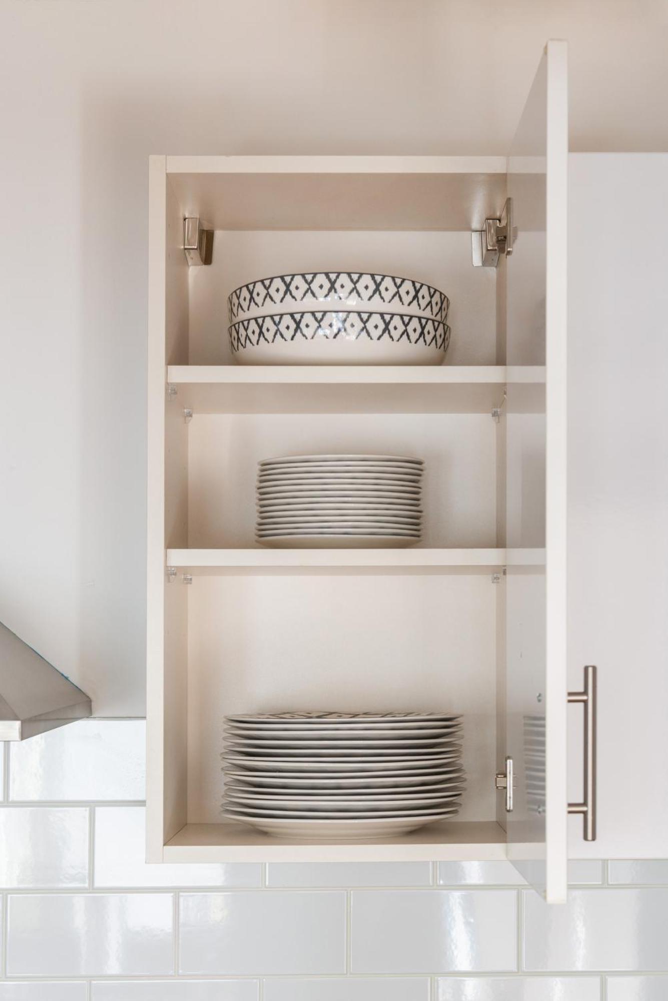 & - Group Or Family Fun Apartment Brighton